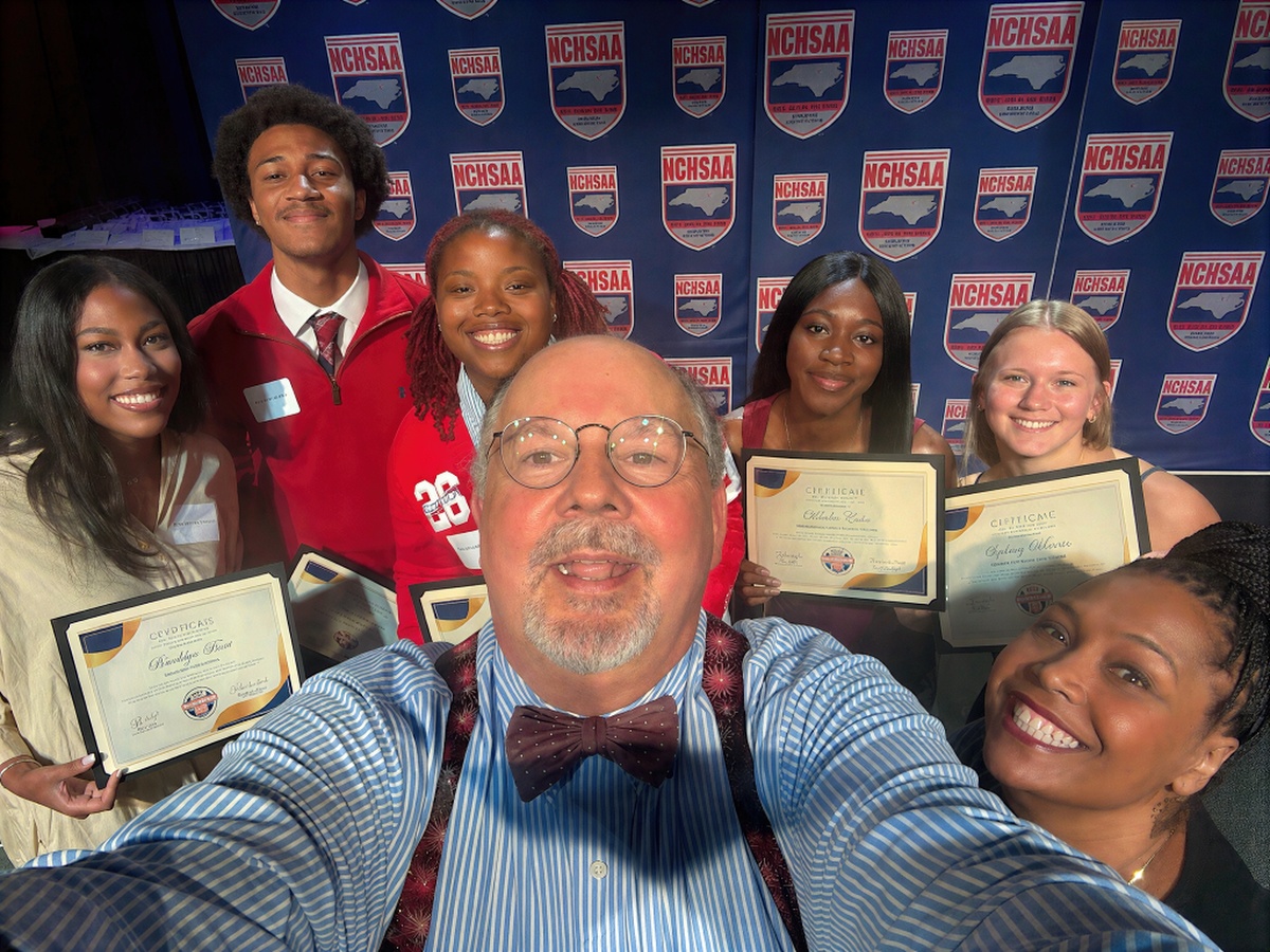 STNC 826 selfie01